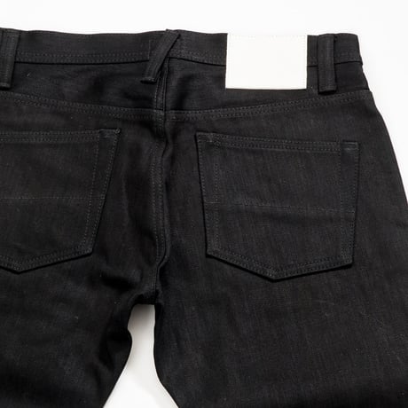 Basic Straight Jeans - Black x Black -