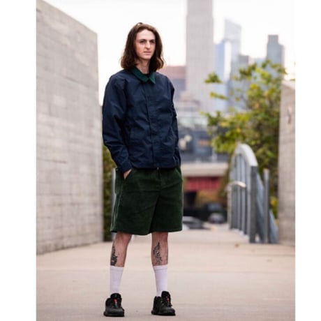THEORIES "Shorts Lounge Corduroy" Forest Green