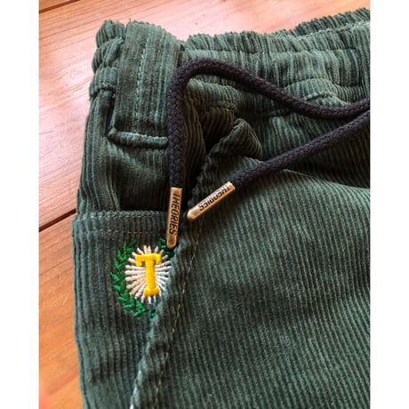 THEORIES "Shorts Lounge Corduroy" Forest Green