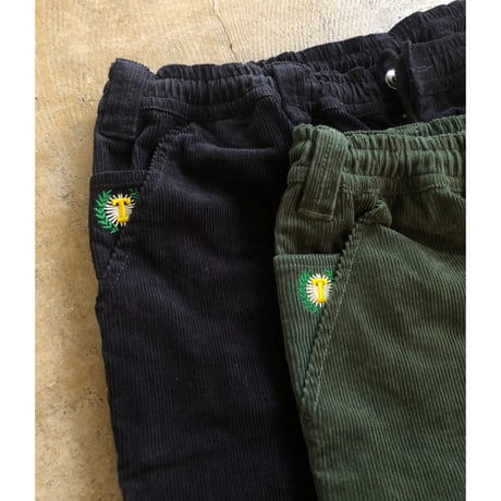 THEORIES "Shorts Lounge Corduroy" Forest Green