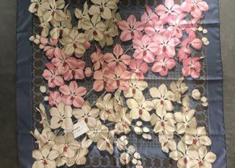 ヴィンテージエルメススカーフ アジアの想い出 ブルーグレー SOUVENIRS