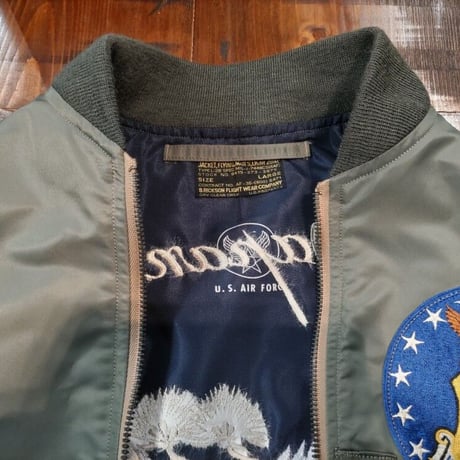 バズリクソンズ　Type L-2B BUZZ RICKSON'S 30th ANNIVERSARY MODEL SUKA EMBROIDERED BR15281