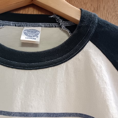 トイズマッコイ　TMC2631　PEANUTS CROPPED RAGLAN TEE SNOOPY " MOTOCROSS CHAMPIONSHIP "
