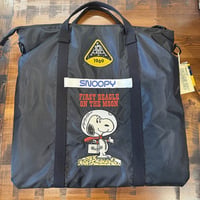 TOYS McCOY NYLON HELMET BAG SNOOPY "FIRST BEAGLE ON THE MOON"　TMA2411