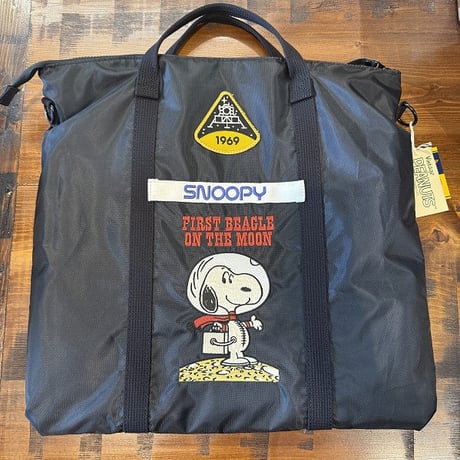 TOYS McCOY NYLON HELMET BAG SNOOPY "FIRST BEAGLE ON THE MOON"　TMA2411