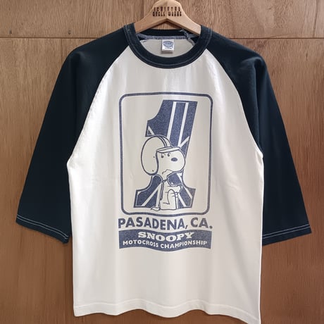 トイズマッコイ　TMC2631　PEANUTS CROPPED RAGLAN TEE SNOOPY " MOTOCROSS CHAMPIONSHIP "