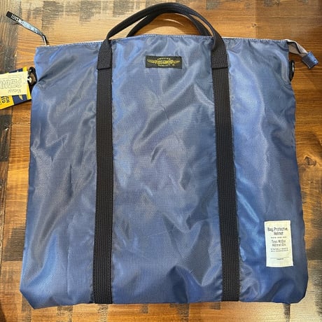 TOYS McCOY NYLON HELMET BAG SNOOPY "FIRST BEAGLE ON THE MOON"　TMA2411