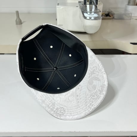 NISHIJIN WHITE CAP : ペイズリー
