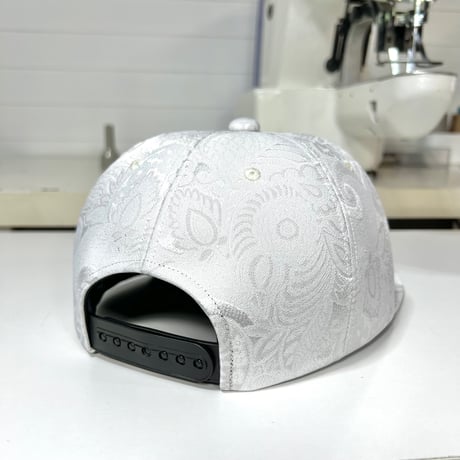NISHIJIN WHITE CAP : ペイズリー