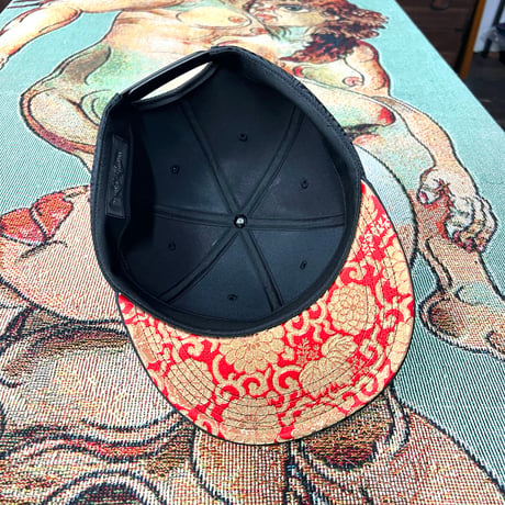 NISHIJINBLACK CAP x ツバ裏NISHIJIN”仏”RED