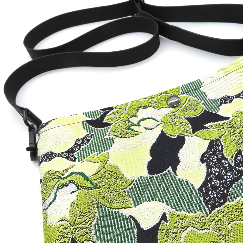 のり様【新品未使用】アトリエダンタン　カディアンドコー　ベルベット刺繍バッグ D.E.F.COMPANY