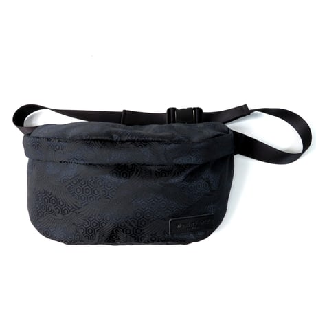 NISHIJIN BLACK BODYBAG 黒鶴