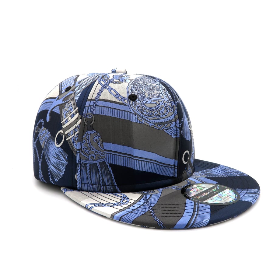 697726e29d7c8c676f404b52