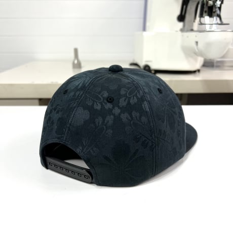 SILK KIMONO CAP:『限りなく黒に近い緑』