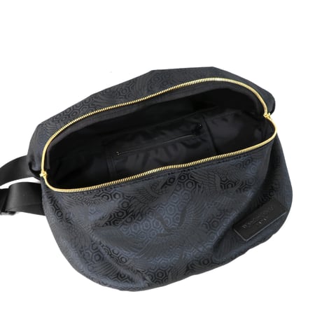 NISHIJIN BLACK BODYBAG 黒鶴