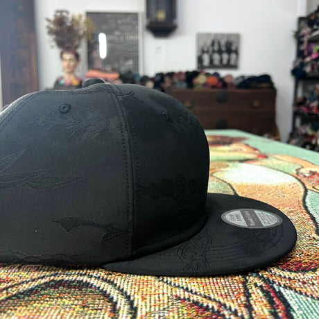 SILK ALLBLACK KIMONO CAP:251027