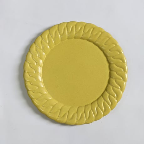 Chain dish  L - Lemon yellow