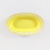 Melt series oval plate S - Lemmon yellow