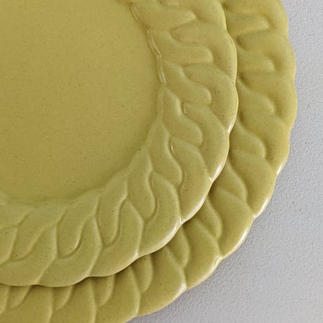 Chain dish  L - Lemon yellow