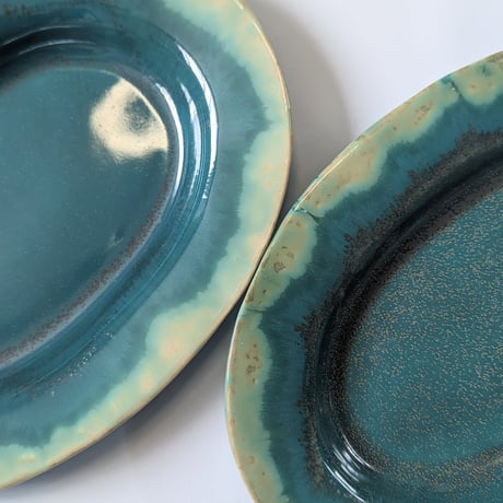 Melt series oval plate L - Bottle green