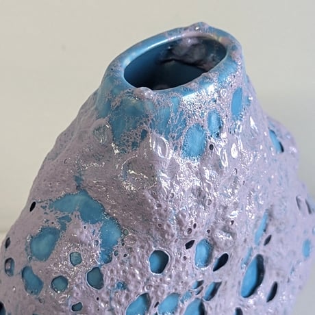 - We - Flower vase - BUTU BUTU murasaki
