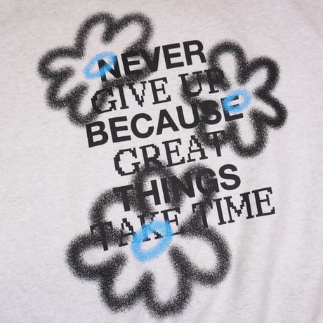 PLUS 82 HIYA / NEVER GIVE UP CREW SWEAT / GRAY