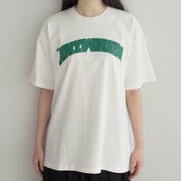 “ANYWHERE” T shirt (Ecru/Green Print)