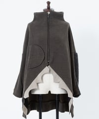 レリーフジップコート