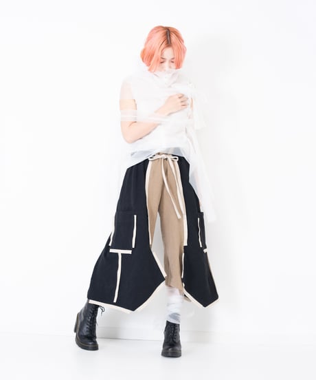 破線ボトム（パンツ）