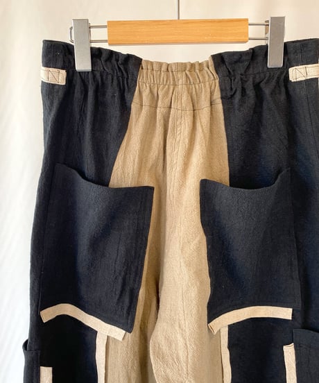 破線ボトム（パンツ）