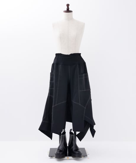 バックラップパンツ〈黒ポリエステル〉