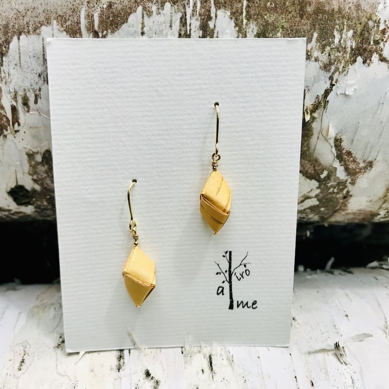 白樺細工 菱形 ピアス | 工房ameiro