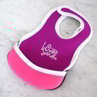 LozzSandra/BABY BIB/Rouge x neon pink