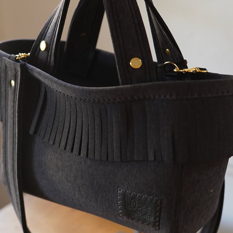ロッズサンドラ　Lozz Sandra / Fringe Totebag Lozz Sandra / Fringe Totebag _(ASH BLACK) | R/h