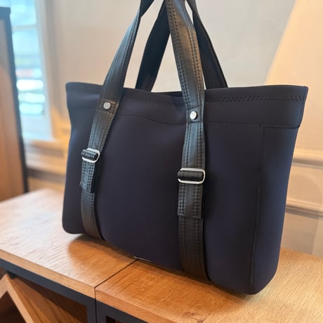Lozzsandra | ZAG Totebag (Black Leather)+zip pocket
