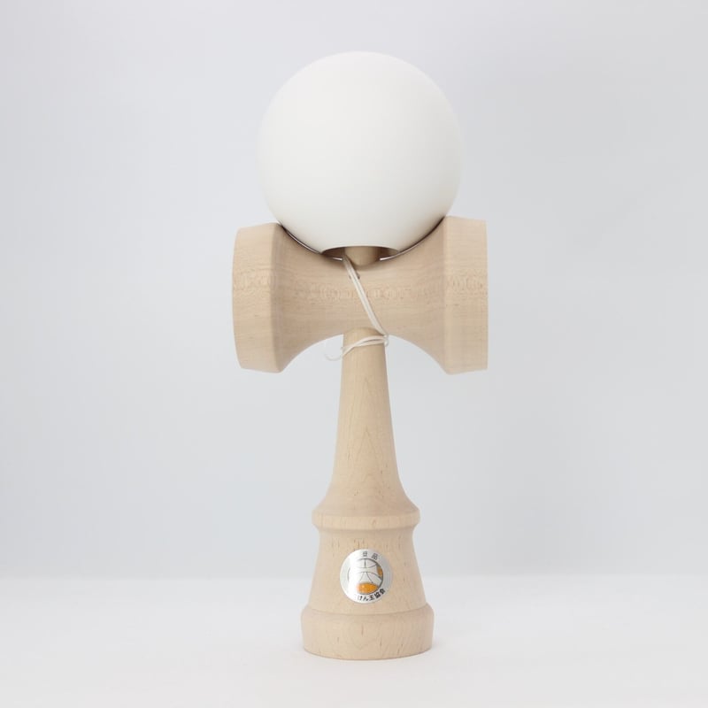 大けん玉 太陽 Mサイズ 23cm マット塗装 レッド 軽量穴無し 大けん玉 「太陽REShape」 マット赤 | 山形工房けん玉SHOP