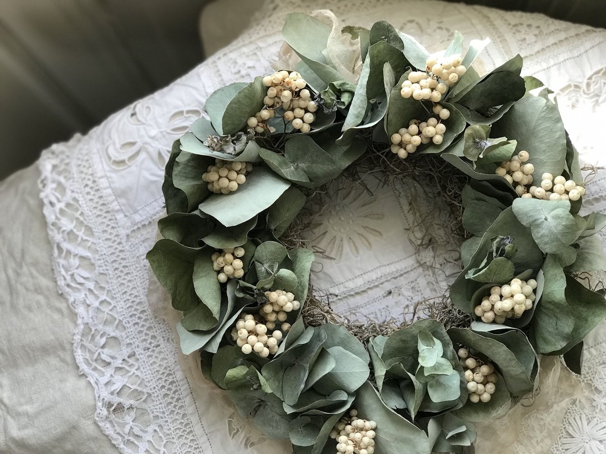 ホワイトペッパーとユーカリのリース | kiccorie