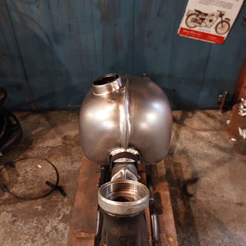 センターリブ ピーナッツタンク(ミドルトンネル＆ロートンネル