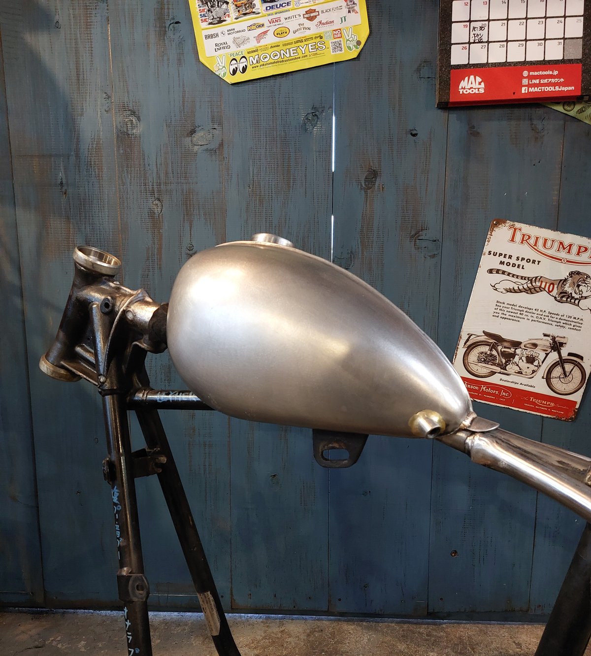 センターリブ ピーナッツタンク(ミドルトンネル＆ロートンネル