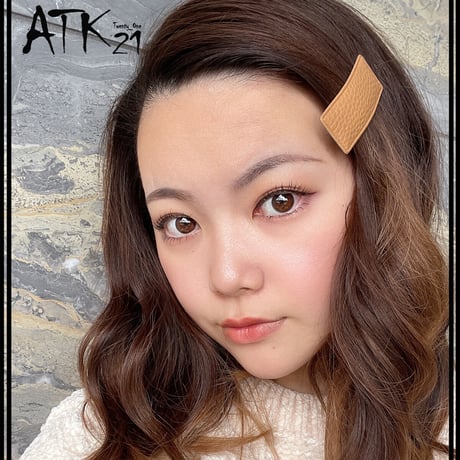 レザー マットカラー スクエア パッチンピン パッチン留め 人気 可愛い 髪留め へアクリップ レディース ヘアアクセサリー