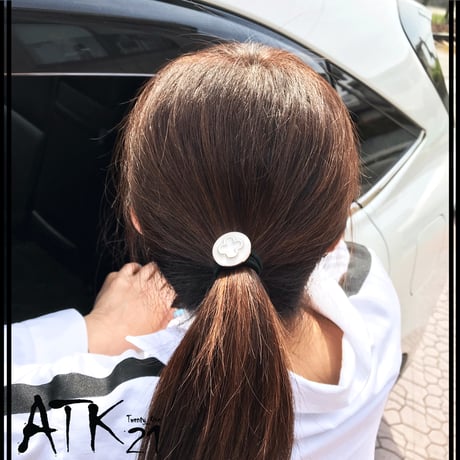 クローバー 四葉  ヘアゴム フラワー 上品 大人可愛い ブレスレット シンプル ヘアポニー 髪留め 簡単ヘアアレンジ 大人アクセ レディース ヘアアクセサリー：HG190301