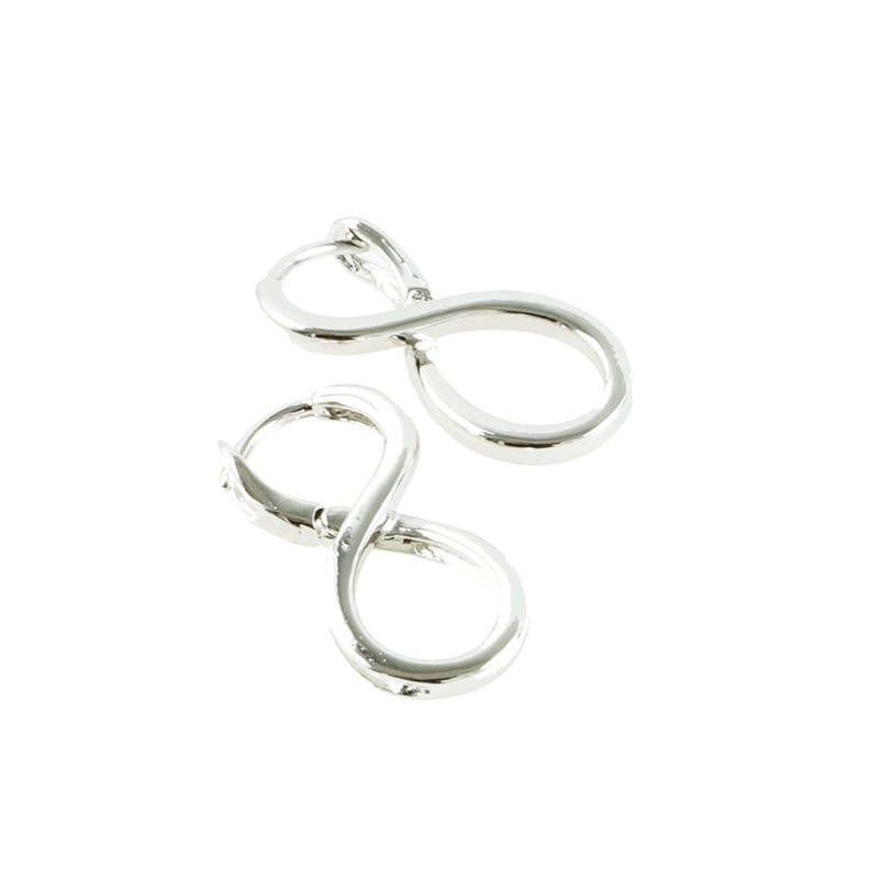 両耳用（2個セット） ∞ 無限大 インフィニティ フープ リング ピアス