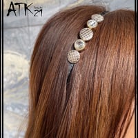 大人カチューシャ レトロ シンプル カチューシャ 髪留め 簡単ヘアアレンジ レディース 大人 ヘアアクセサリー 韓国アクセサリー  のコピー