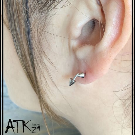 片耳用（1個売り）コーンヘッド インダストリアル 15G 16G 18G  ネジタイプ ボディピアス サージカルステンレス316L メンズ レディース ユニセックス アクセサリー