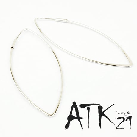 リーフ型 シンプル フープ リング ピアス シルバー 華奢 レディース アクセサリー：PL160606