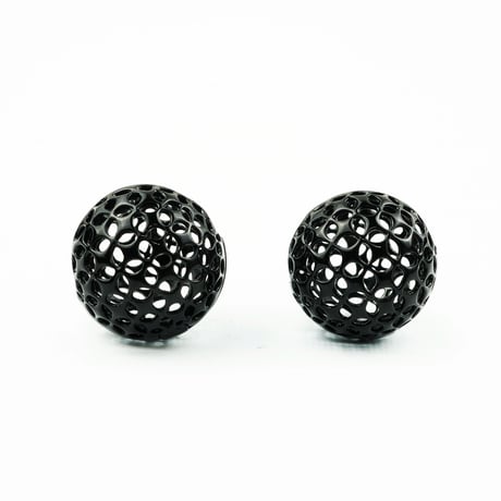 両耳用（2個セット）透かし  ボール フープピアス 18G シルバー ブラック シンプル 上品  レディース アクセサリー:HPB170503