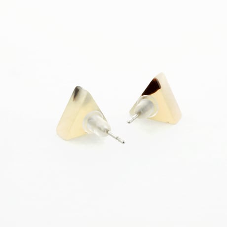 べっ甲 トライアングル スタッド ピアス きれいめ カジュアル レディース アクセサリー：PKS170203