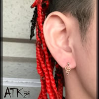 両耳用（2点セット）スネークモチーフ スタイリッシュ リ スタッドピアス シルバー ゴールド メンズ レディース ユニセックス アクセサリー：SPB201001