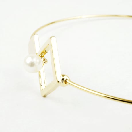 華奢なバングル 一粒パール オープンスクエア×プレート ブレスレット レディース アクセサリー おしゃれ 人気：BR160602SK