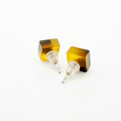 べっ甲 スクエア スタッド ピアス きれいめ カジュアル レディース アクセサリー：PKS170202